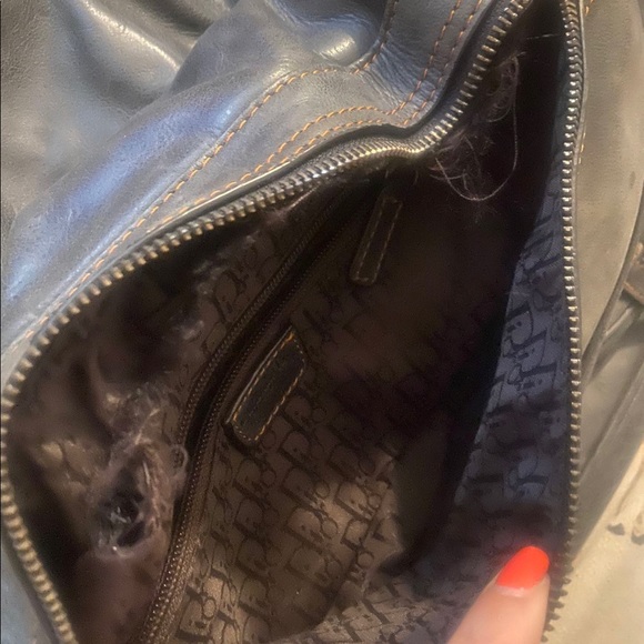 Dior leather bag! - Picture 5 of 9